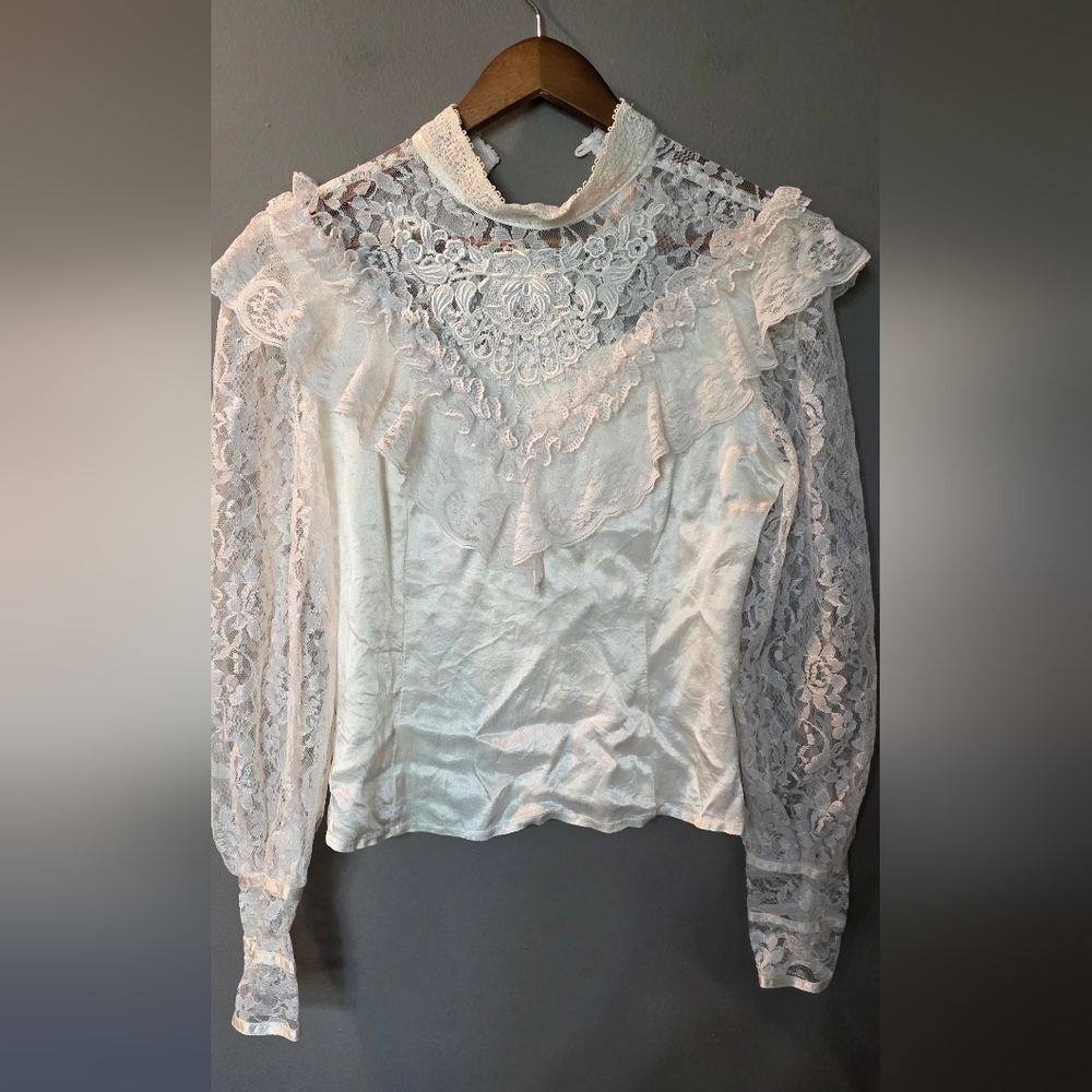 Vintage 80s Gunnes Gunne Sax Off White Prairie Blouse Lace Sleeves Womens